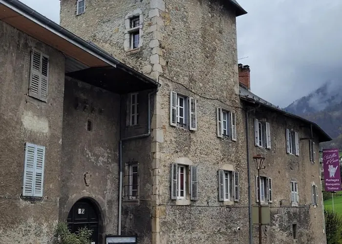 Maison De Biscuit Ugine